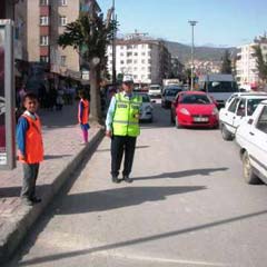 Öğrenciler için trafik önlemi alındı