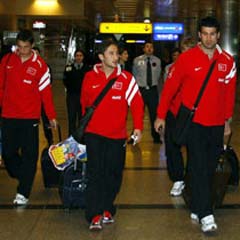 Milliler yurda döndü