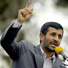 Ahmedinejad yeni ABD Başkanını uyardı