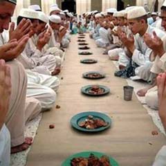 Dünyadan iftar manzaraları