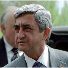Sarkisyan öneriden memnun