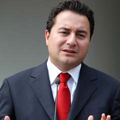 Babacan Cidde'ye geldi