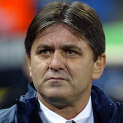 Galatasaray'ı eledi, takımda kaldı