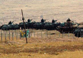 Sınırda tank tatbikatı!
