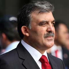 Gül'den Malazgirt Zaferi mesajı