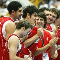 12 Dev adam taktik çalıştı