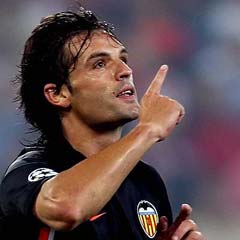 Cim Bom, Morientes için İspanya'da