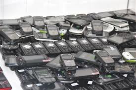 İstanbul'da kaçak cep telefonu operasyonu  