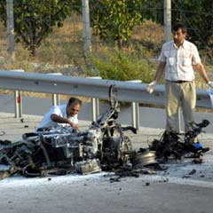 Mersin'deki patlama: 10 polis taburcu edildi
