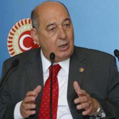 Anadol rektör atamalarını eleştirdi
