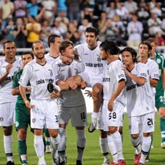 Oktay'dan 'Farklı' jubile