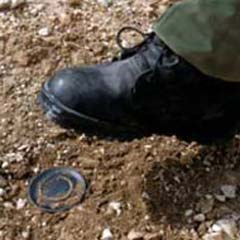 Şemdinli'de mayın patladı: 3 asker yaralı