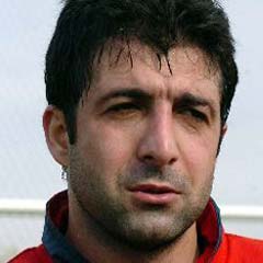 Oktay futbola veda ediyor