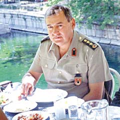 280 bombayı erlere taşıtmış