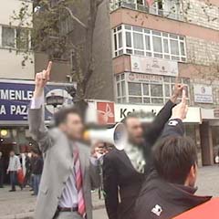Ülkücülerden sonra Alperenleri mi kullanmak istiyor?