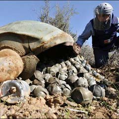 'Rusya, Gürcülere karşı misket bombası kullandı'