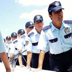 Türk polisleri, Kosova polislerini eğitiyor