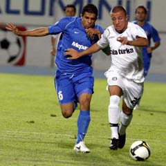 Kartal böyle kanatlandı