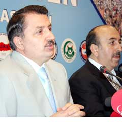 Memurlar hem zam hem imam istiyor