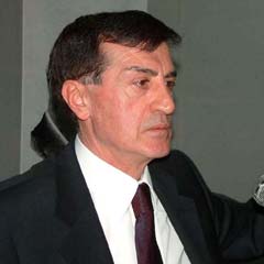 Paşa’nın ayakları yerden kesildi