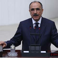 Atalay: İzmir'i hak ettiği yere getirmeye çalışıyoruz
