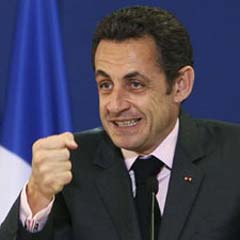 Sarkozy Moskova'ya gidiyor