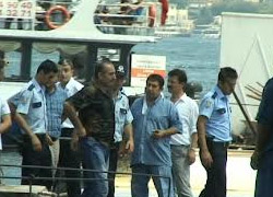 Vapurdan düştü, kimsenin ruhu duymadı