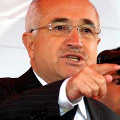 Okkalı bir cevap da Çiçek'ten