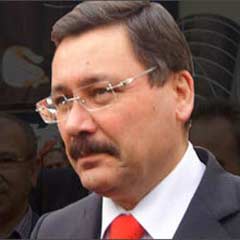 Gökçek: Yolsuzluk yapan şerefsizdir