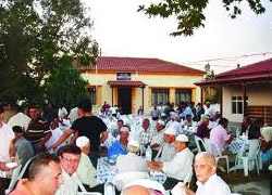 Batı Trakya'da geleneksel iftar coşkusu