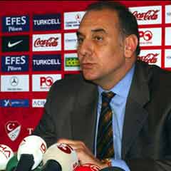 Arıboğan Futbol Federasyonu Başkanlığı için aday olmayacak