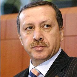 Başbakan Erdoğan, taziye ziyaretine gitti