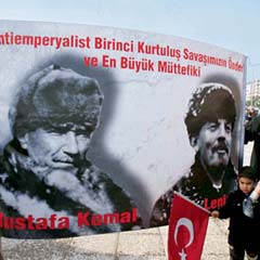 Lenin posterli mitingi nasıl Atatürk'e mal ettiniz?