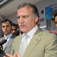 Hükümet kanadından ilk yorum