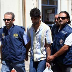 Kamu binalarını bombalayacaklardı