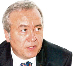 Sezer'in rektörü yargıya gidiyor