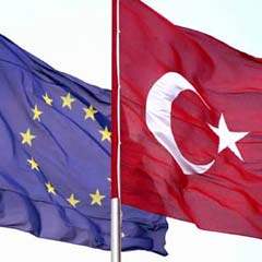 Türkiye'nin üyeliğine referandum şartı