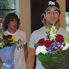 Puyol, Iniesta ve Fabregas, Taşkent'te