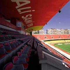 Ali Sami Yen stadı yenileniyor