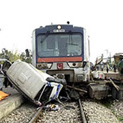 Yunanistan'da tren kazası: 15 yaralı