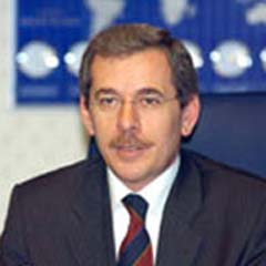 Şener'in hedefi: Hükümet