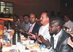 Senegallilerle Mamaklılar iftar sofrasında buluştu