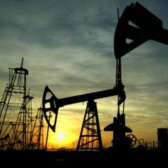 Petrol fiyatları 137 dolara geriledi