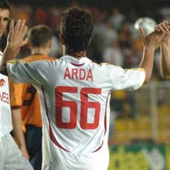 Arda, kan bağışladı