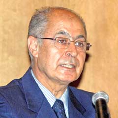 Sezer'den Ergenekon'a 'psikolojik destek'