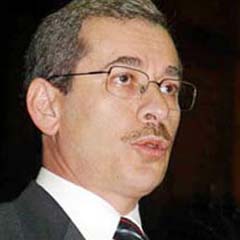 Şener parti kuruyor