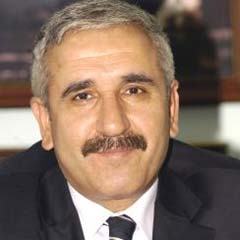 Olan Devletin garip Kaymakamına oldu