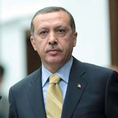 Tarihi savunma başladı