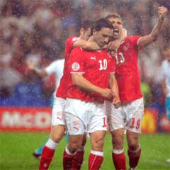 Hakan Yakın'a Premier Lig kancası