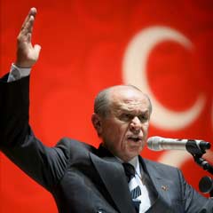 Bahçeli AK Parti'yi ne ile suçladı?